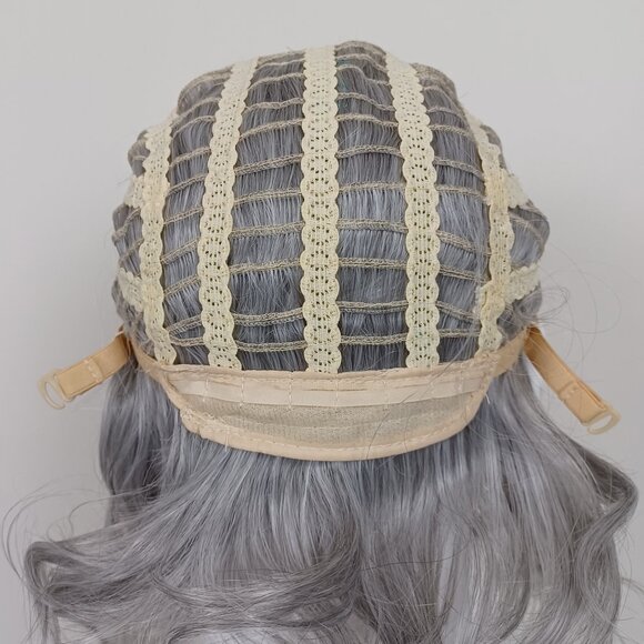 Grey Short Wavy Bob Wig - Picture 9 of 12